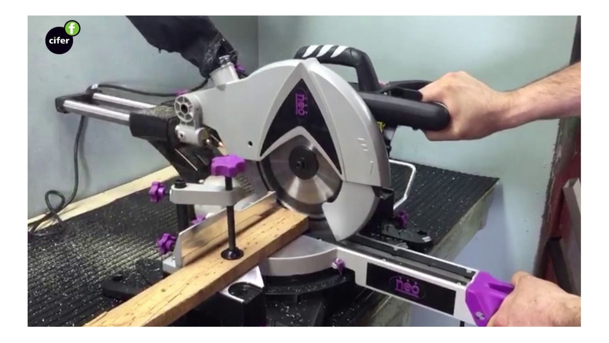 Sierra Ingletadora Deslizante Neo Industrial 2200w -sc- - Imagen 2