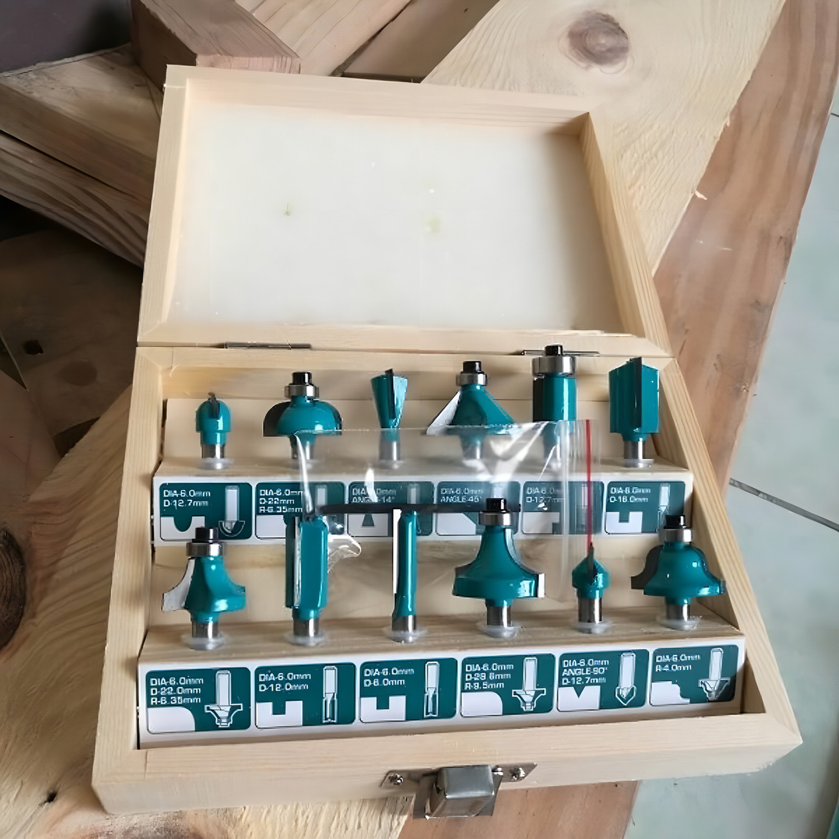 Pack 12 Fresas Total Para Router Fresadora - Vástago Encastre 6mm, Caja Madera - Tacsr0121 - Imagen 2