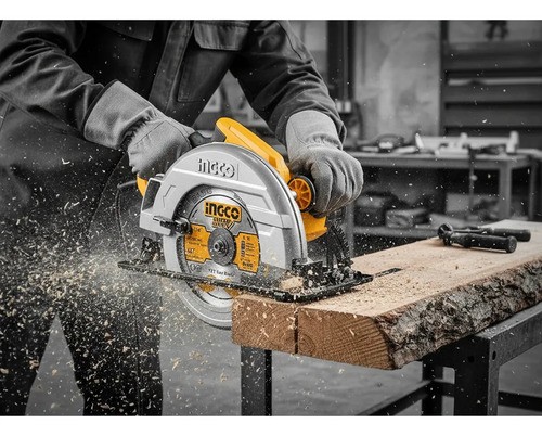 Sierra Circular Ingco 2200w Industrial Cs23522 Incluye Disco Color Amarillo Frecuencia 50/60 - Imagen 3
